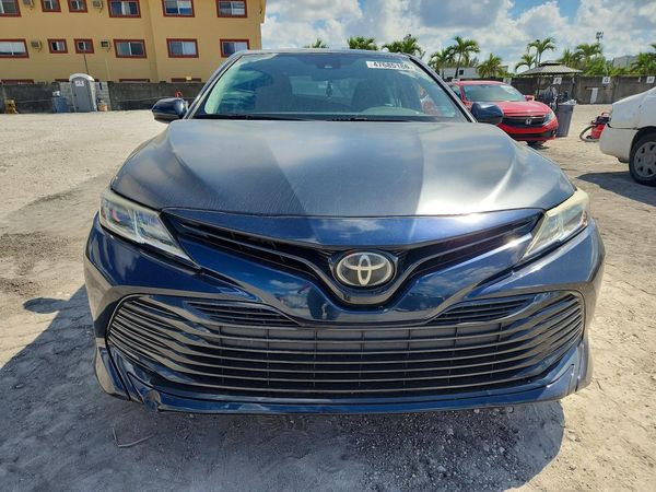 2020 TOYOTA CAMRY