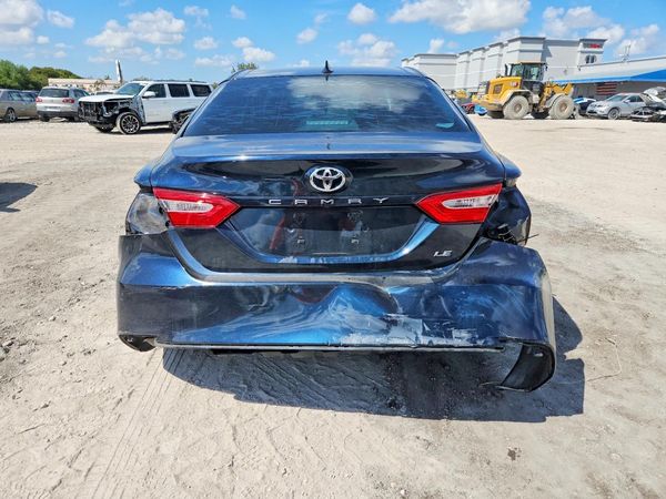 2020 TOYOTA CAMRY