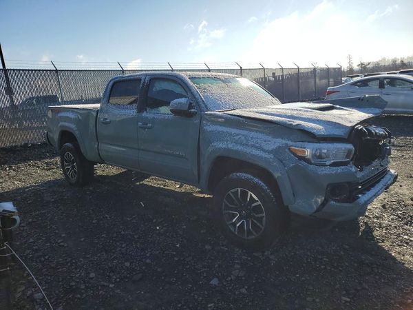 2022 TOYOTA TACOMA SR5