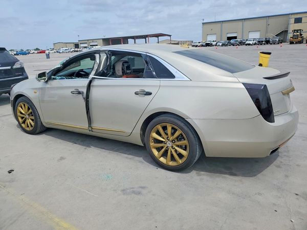 2013 CADILLAC XTS