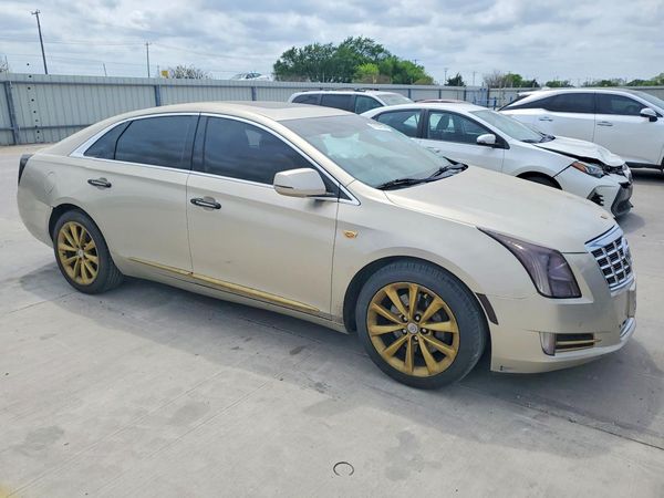 2013 CADILLAC XTS