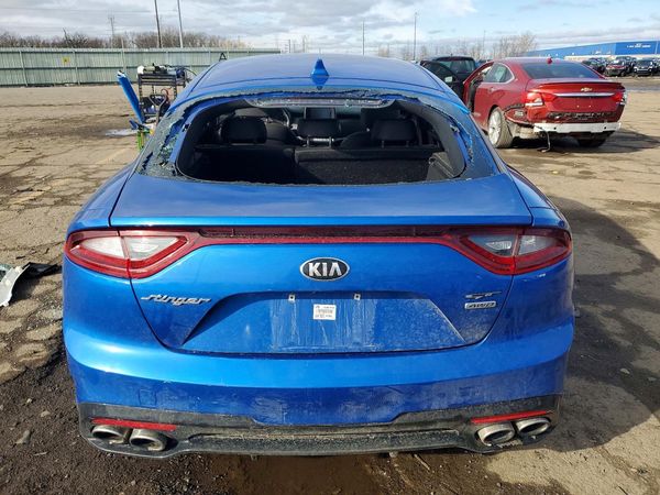 2018 KIA STINGER