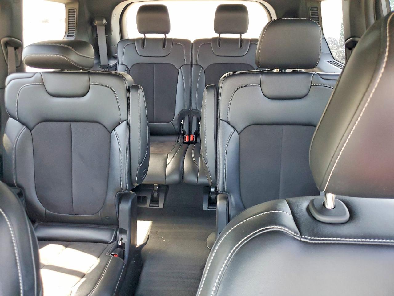 2023 JEEP GRAND CHEROKEE L LAREDO 4X2