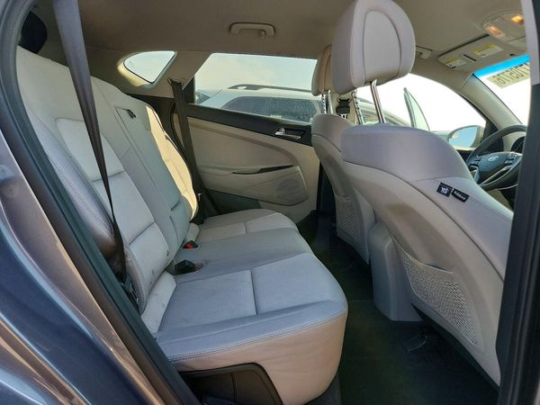 2018 HYUNDAI TUCSON