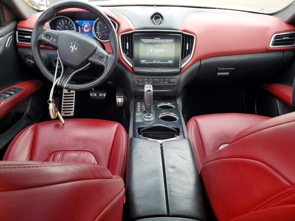 2020 MASERATI GHIBLI