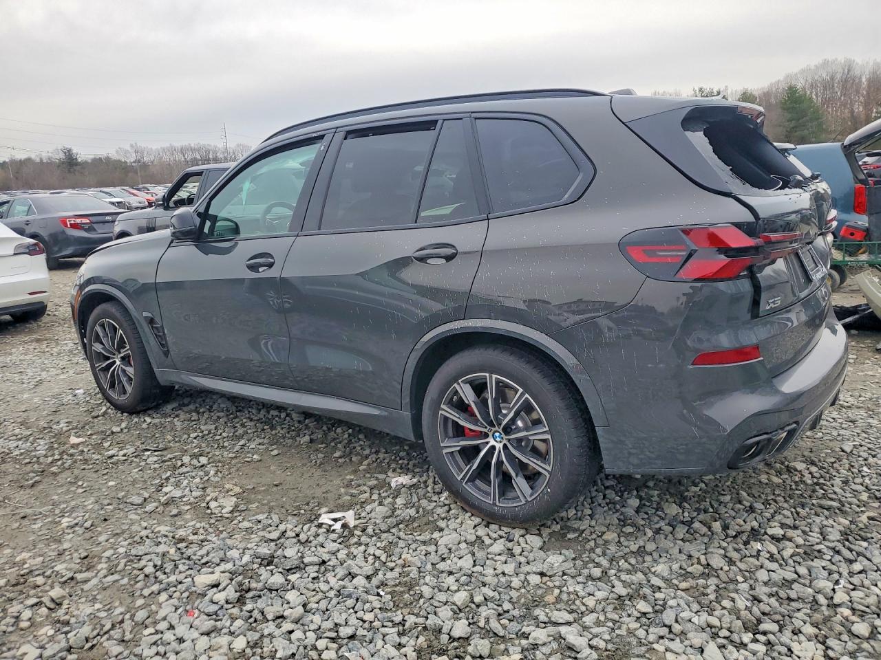 2026 BMW X5 M60i