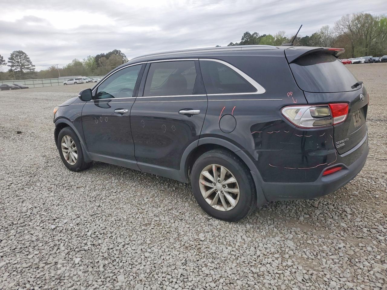 2017 KIA SORENTO L, LX