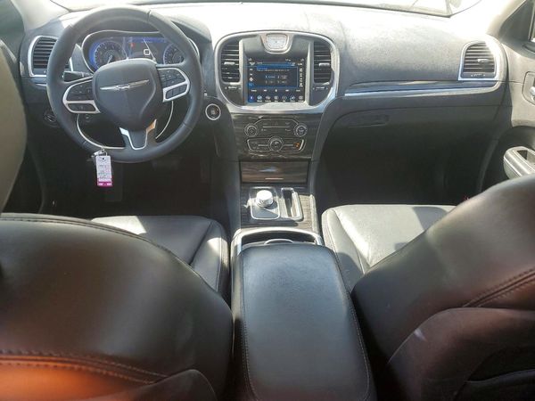 2018 CHRYSLER 300