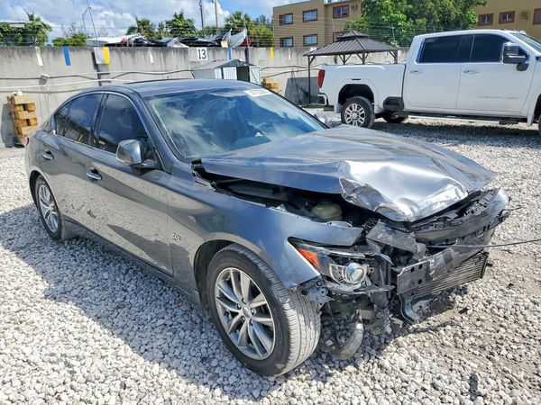 2017 INFINITI Q50