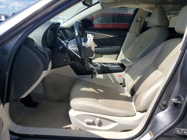2017 INFINITI Q50