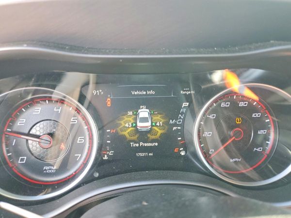 2020 DODGE CHARGER SXT