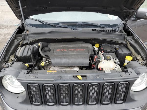 2016 JEEP RENEGADE LATITUDE 4X4