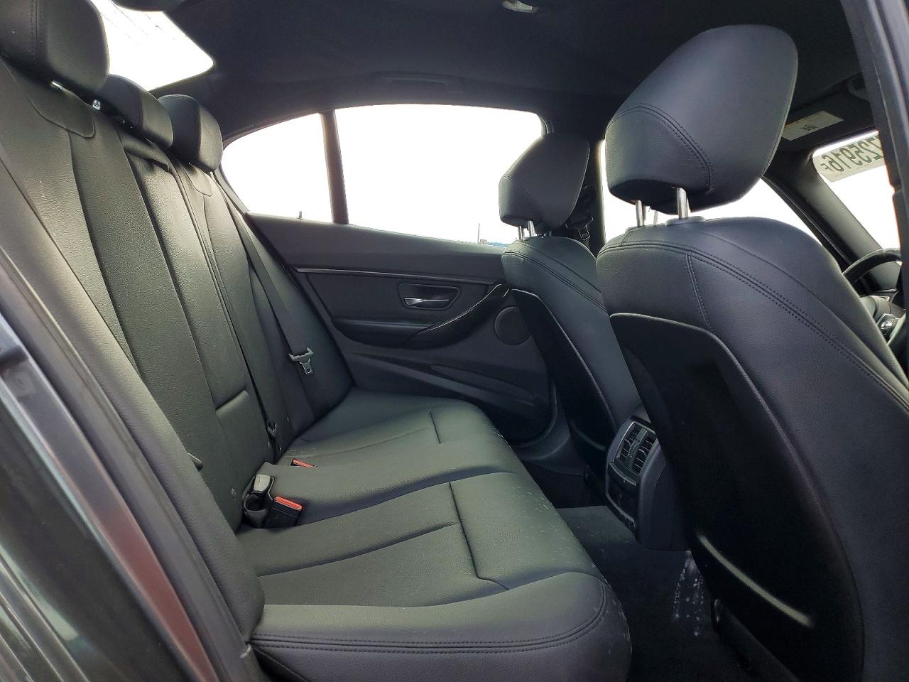 2017 BMW 320 SA