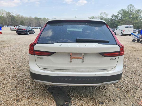 2026 VOLVO V90 CROSS COUNTRY