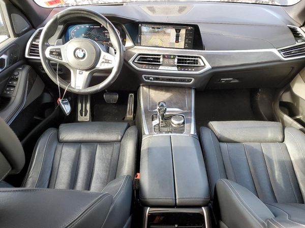 2021 BMW X5 M50i