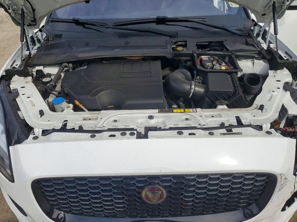 2019 JAGUAR E-PACE SE