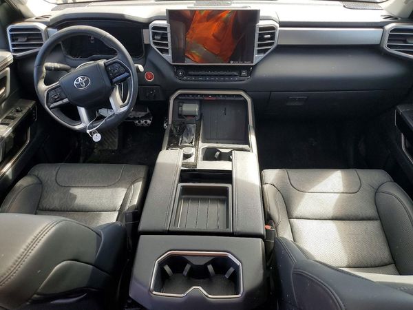2024 TOYOTA TUNDRA Others