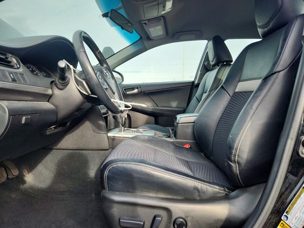 2014 TOYOTA CAMRY