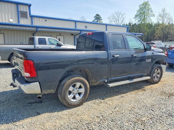 2016 RAM 1500 SLT QUAD CAB 4X4