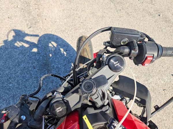 2025 HONDA CBR CYCLE
