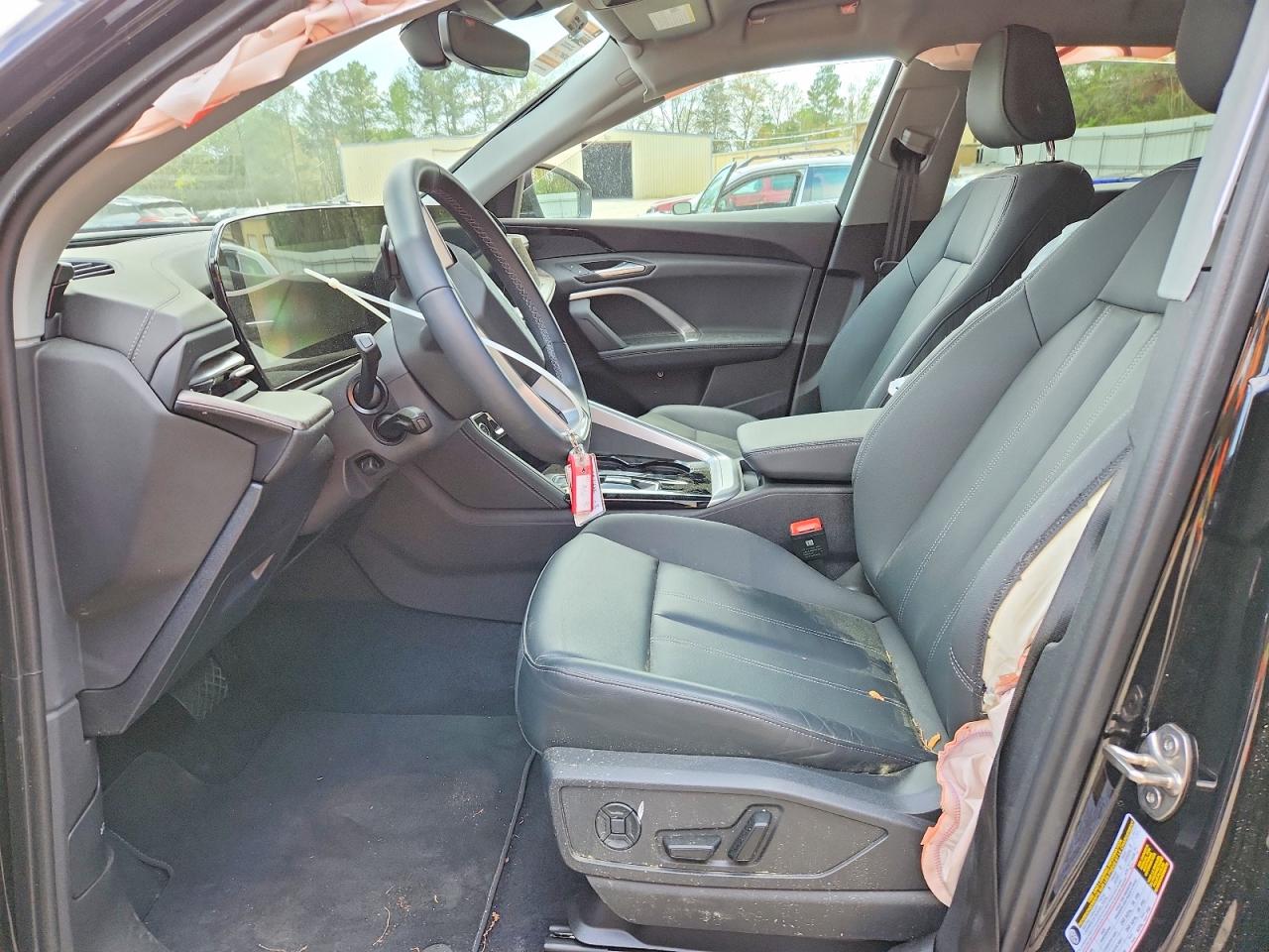 2025 AUDI Q5 quattro Premium