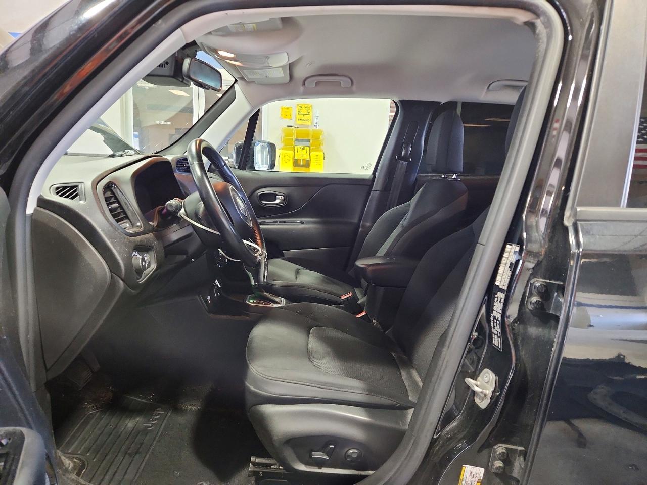 2019 JEEP RENEGADE LATITUDE 4X4