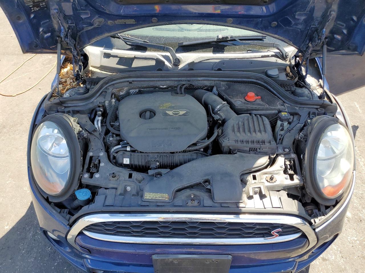 2015 MINI COOPER
