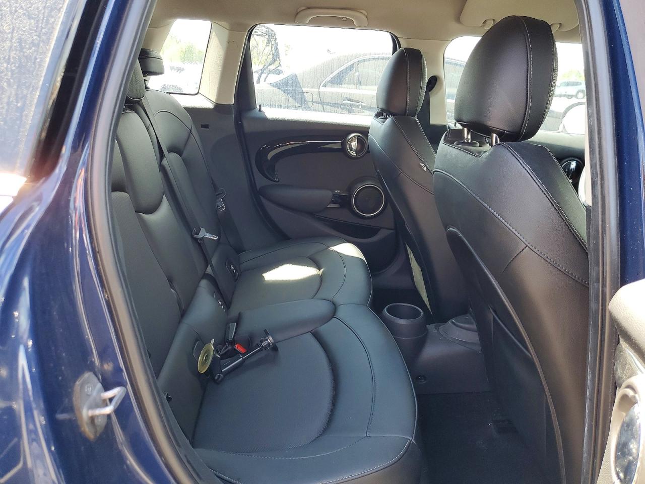 2015 MINI COOPER