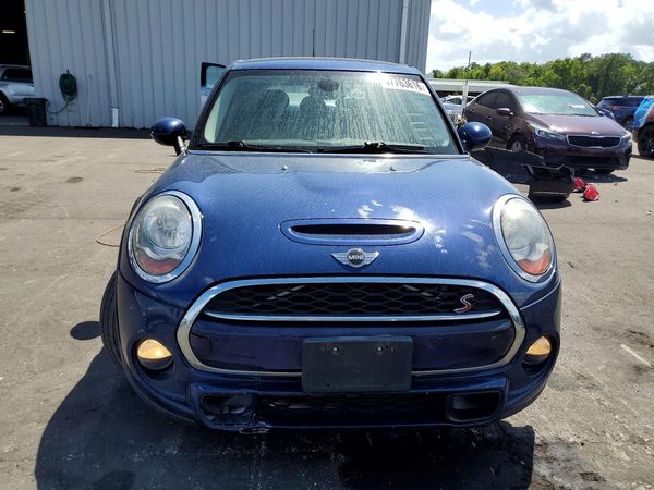 2015 MINI COOPER