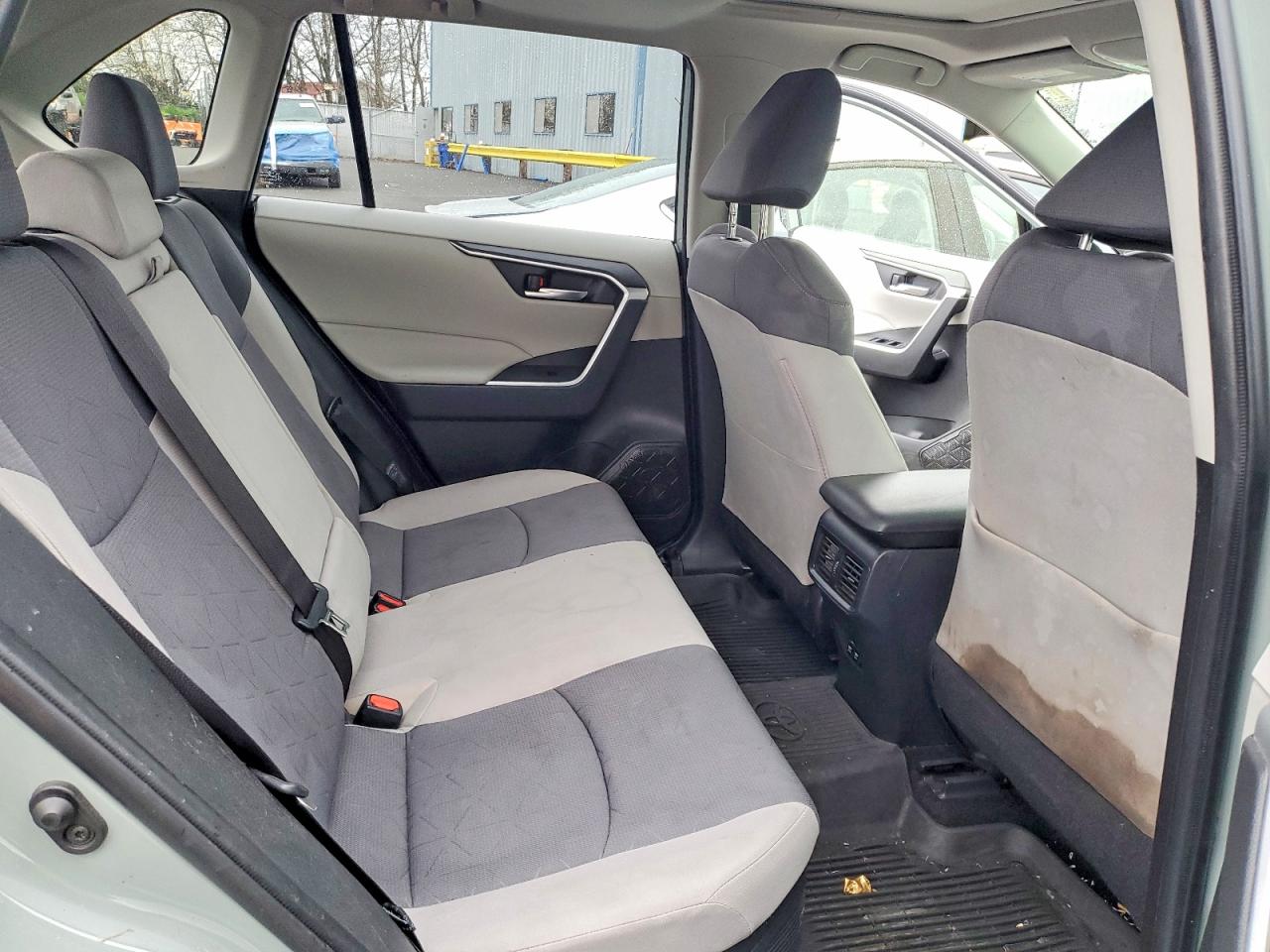 2020 TOYOTA RAV4 HYBRID XLE HV