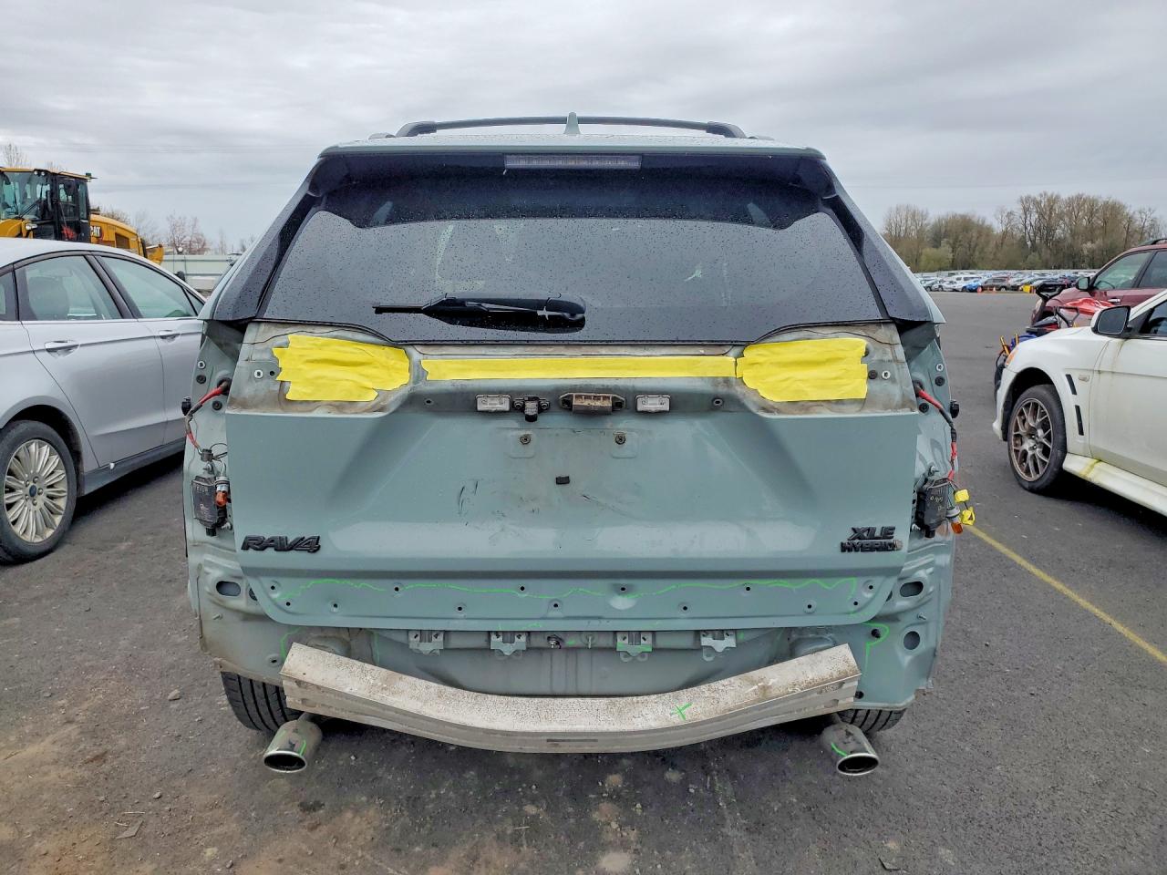 2020 TOYOTA RAV4 HYBRID XLE HV