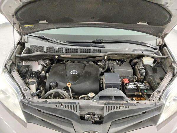 2020 TOYOTA SIENNA D grade