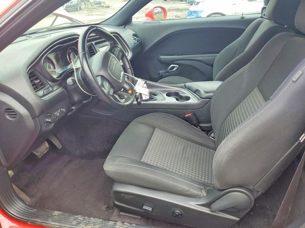 2016 DODGE CHALLENGER SXT