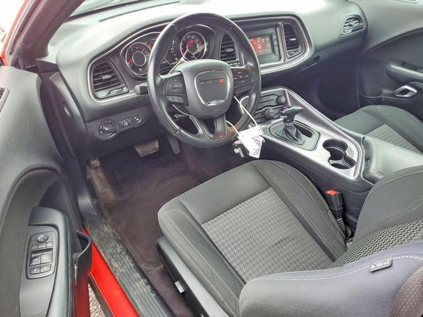 2016 DODGE CHALLENGER SXT
