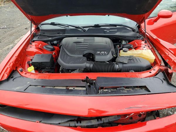 2016 DODGE CHALLENGER SXT