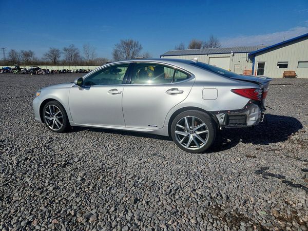 2013 LEXUS ES 300H