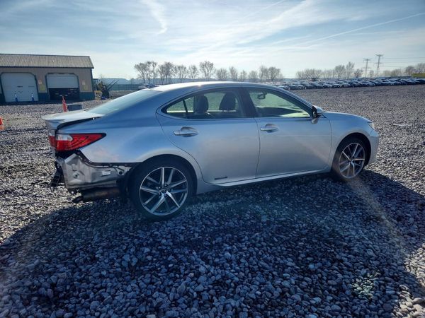 2013 LEXUS ES 300H