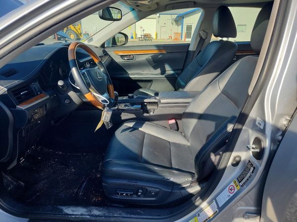 2013 LEXUS ES 300H