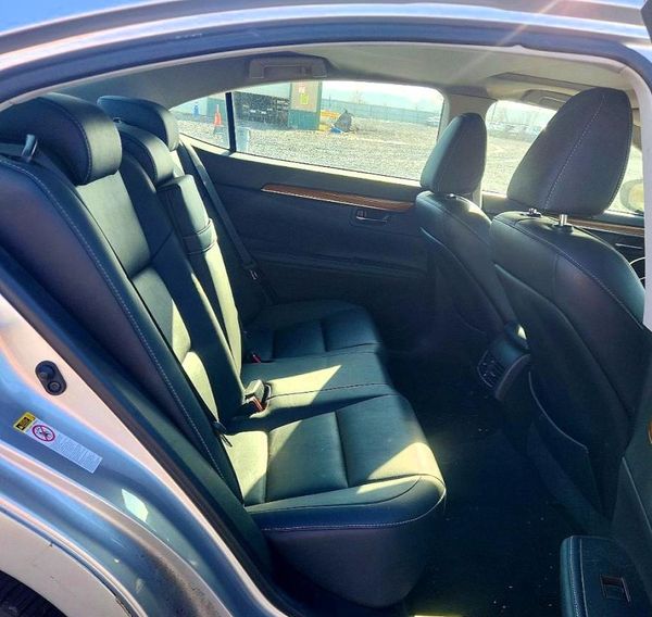 2013 LEXUS ES 300H