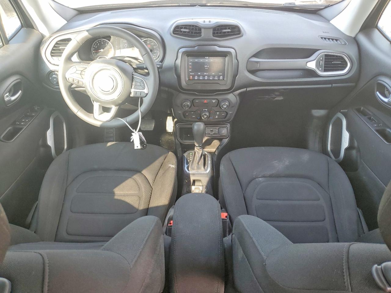 2019 JEEP RENEGADE LATITUDE 4X2