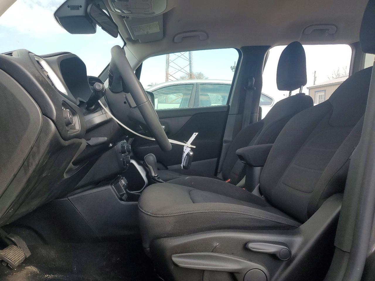 2019 JEEP RENEGADE LATITUDE 4X2