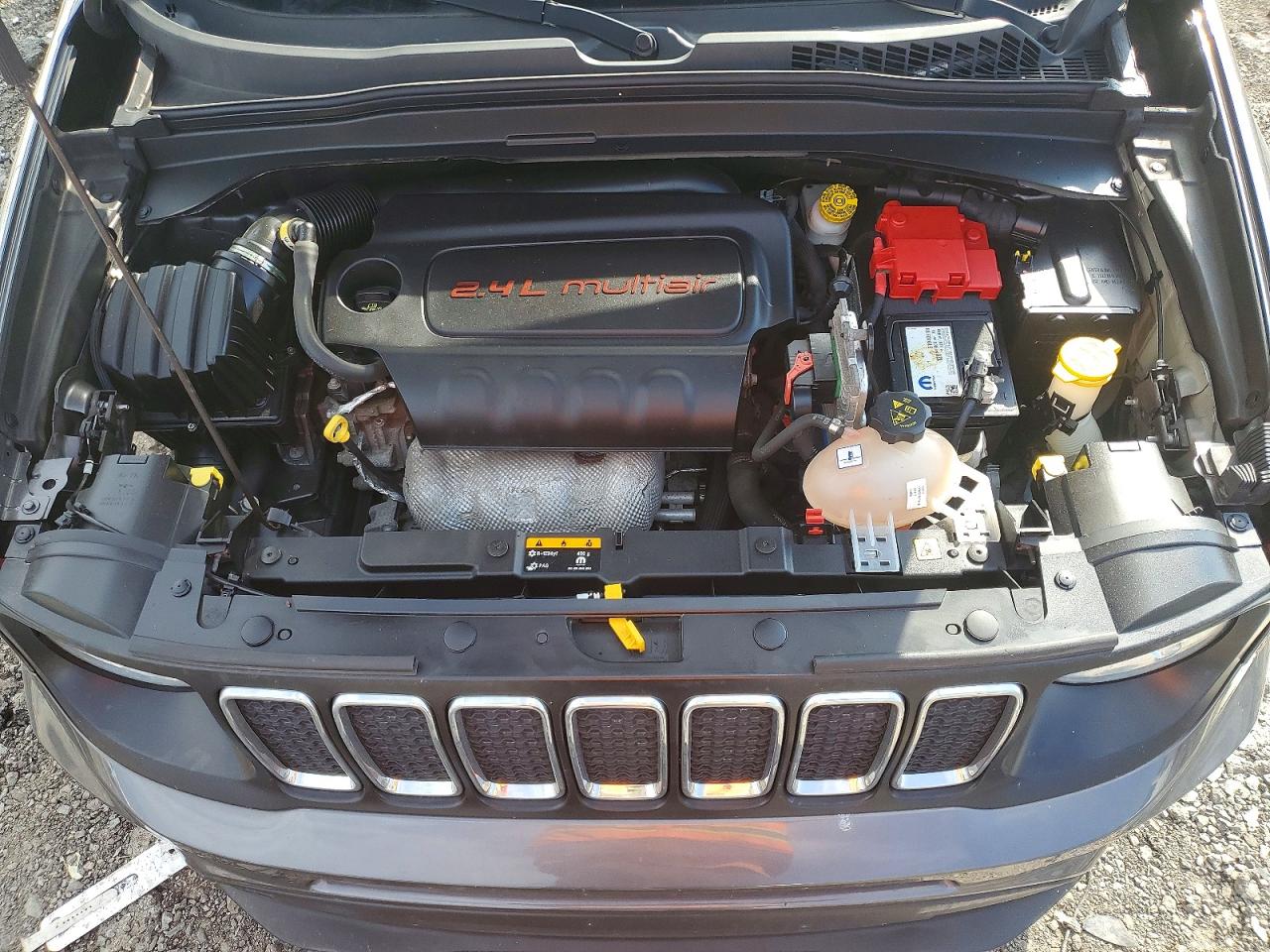2019 JEEP RENEGADE LATITUDE 4X2