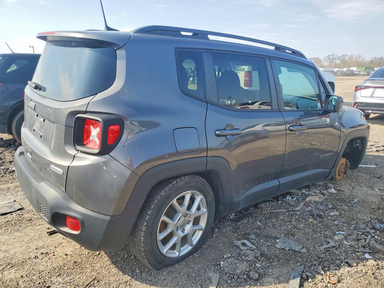 2019 JEEP RENEGADE LATITUDE 4X2