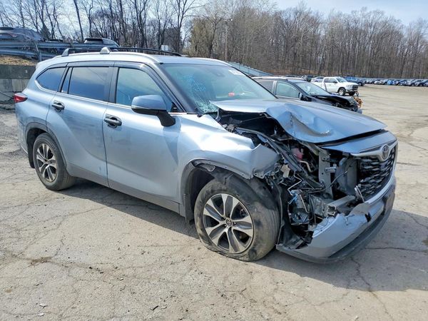 2023 TOYOTA HIGHLANDER