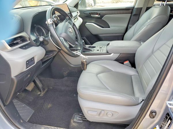 2023 TOYOTA HIGHLANDER