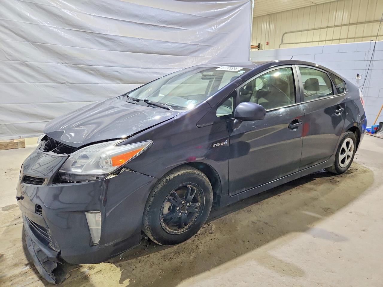 2014 TOYOTA PRIUS