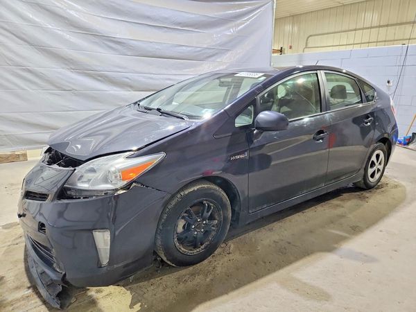 2014 TOYOTA PRIUS