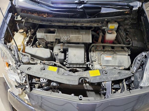 2014 TOYOTA PRIUS