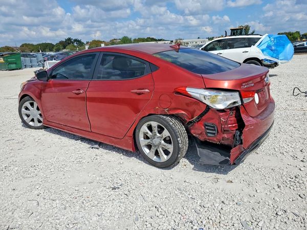 2013 HYUNDAI ELANTRA