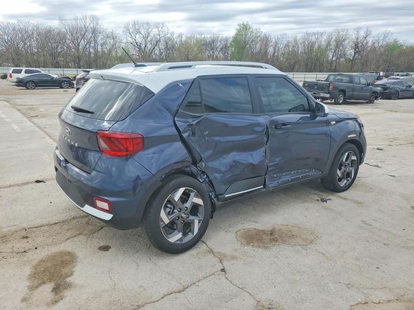 2026 HYUNDAI VENUE SEL, SEL w/ 2-Tone Roof